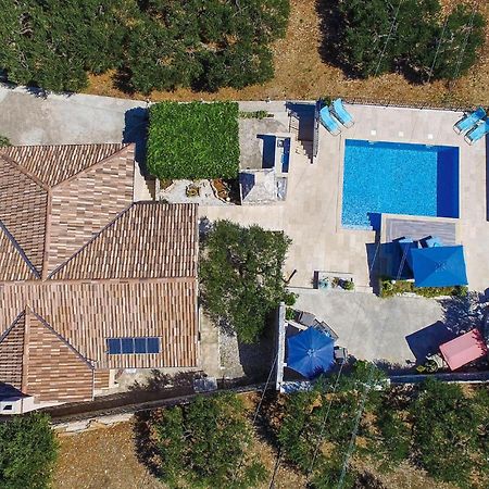 Pet Friendly Home In Postira With Wifi المظهر الخارجي الصورة
