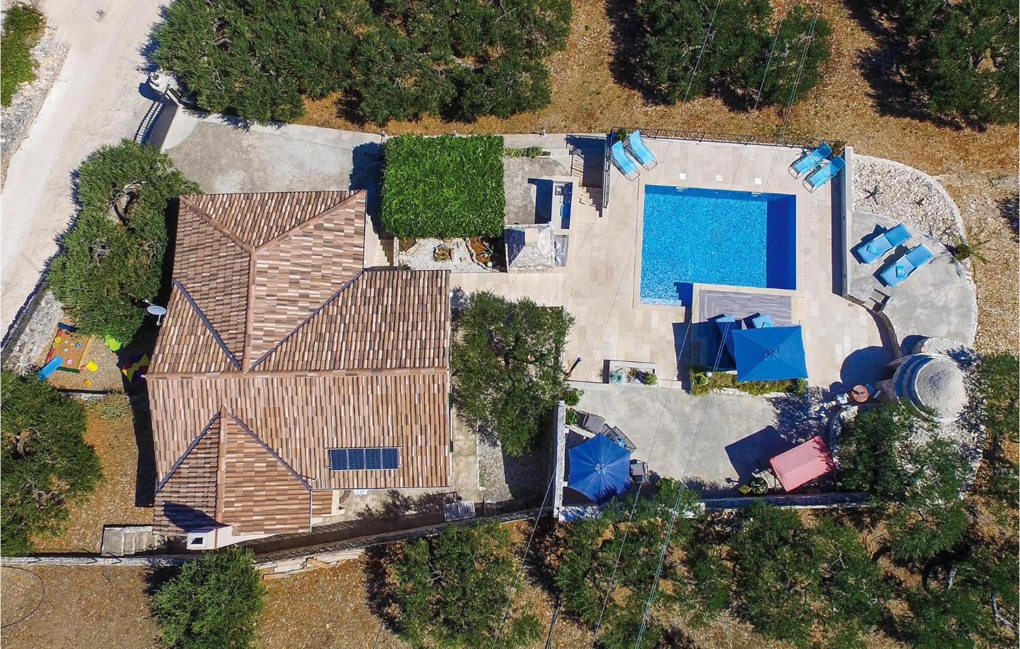 Pet Friendly Home In Postira With Wifi المظهر الخارجي الصورة